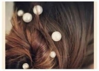 hacer horquillas con perlas para el peinado de novia